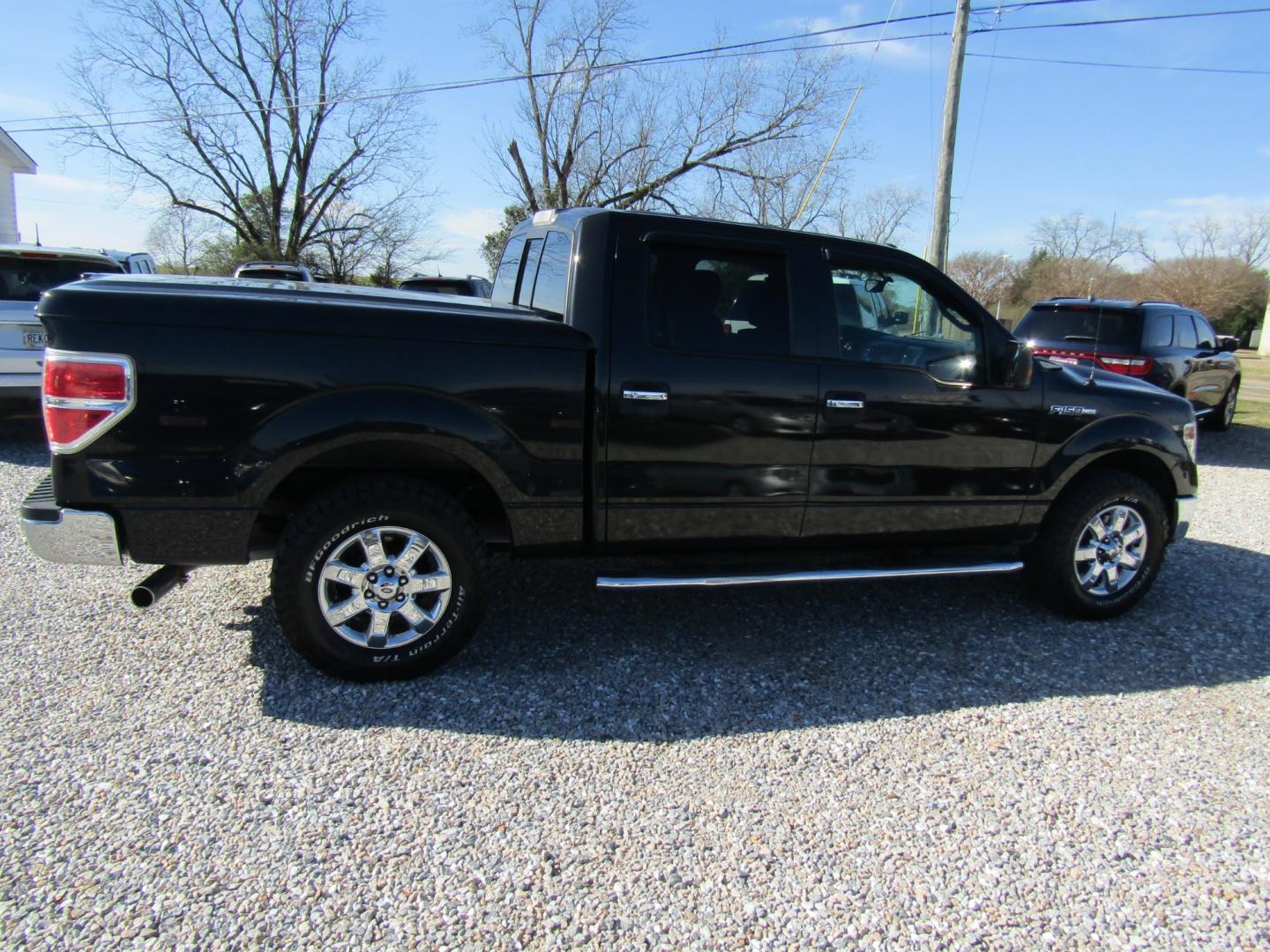 2014 Black /Gray Ford F-150 FX2 SuperCrew 5.5-ft. Bed 2WD (1FTFW1CFXEK) with an 5.0L V8 engine, Automatic transmission, located at 15016 S Hwy 231, Midland City, AL, 36350, (334) 983-3001, 31.306210, -85.495277 - Photo#5